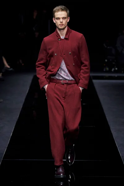 Look 34
